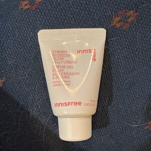Innisfree Cherry Blossom Glow Jelly Cream - White